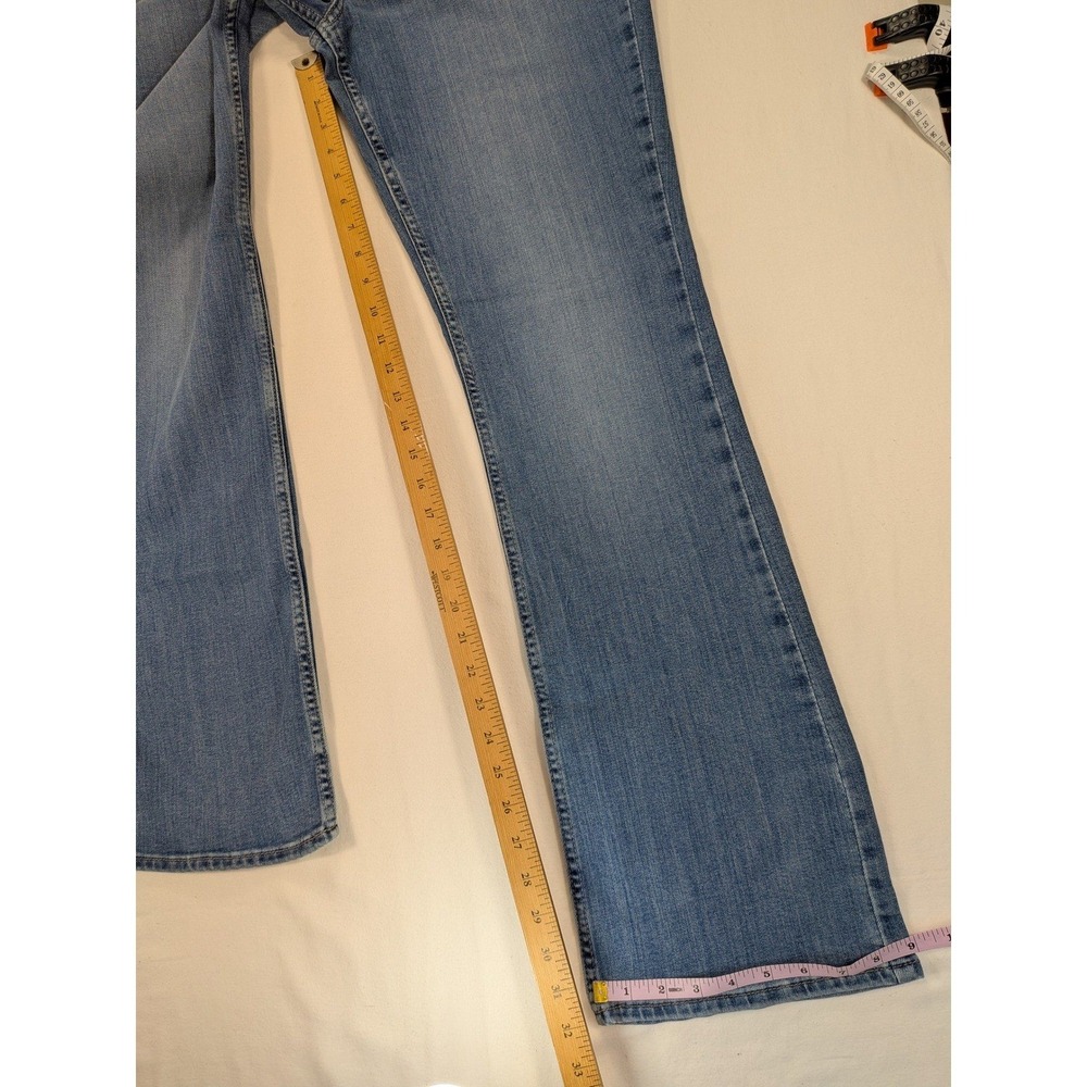 NWT Lee Jeans Womens Med Wash 12 Long Bootcut Mid Rise Stretch Classic Y2k Flare - Picture 8 of 9